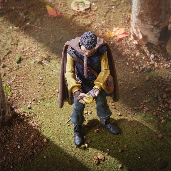 Коллекционная фигурка Dungeons & Dragons: Honor Among Thieves Golden Archive Action Figure Simon 15 cm Hasbro AF147 фото
