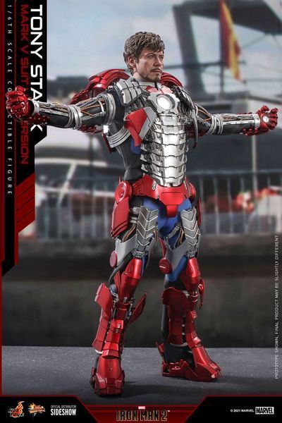 Коллекционная фигурка Железный Человек Hot Toys Iron Man 2 Movie Masterpiece Action Figure 1/6 Tony Stark (Mark V Suit Up Version) 31 cm AFHOT148 фото