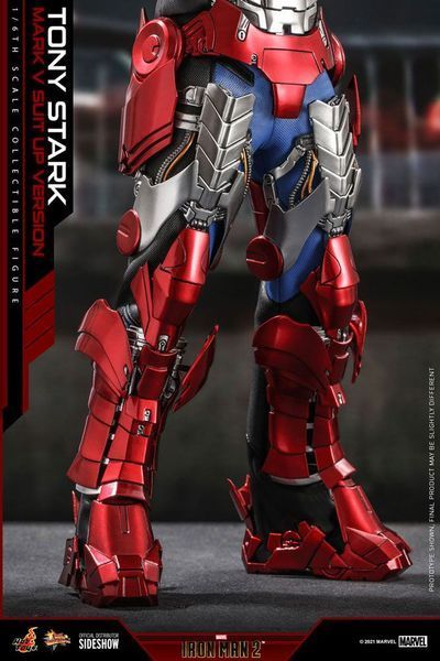 Коллекционная фигурка Железный Человек Hot Toys Iron Man 2 Movie Masterpiece Action Figure 1/6 Tony Stark (Mark V Suit Up Version) 31 cm AFHOT148 фото