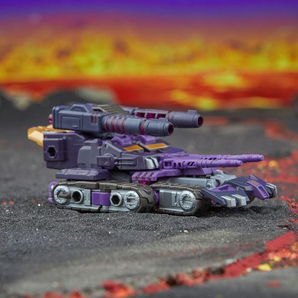 Екшн-фігурка Hasbro Трансформери Transformers Generations Legacy United Voyager Class Action Figure Comic Universe Tarn 18 cm AF394 фото