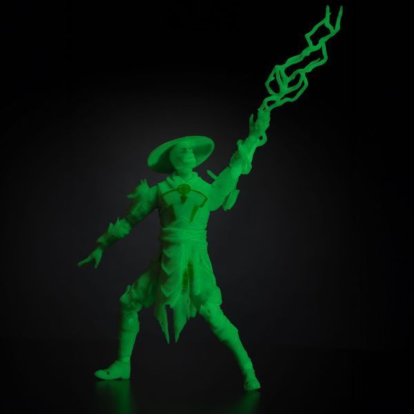Коллекционная фигурка McFarlane Toys Mortal Kombat Glow in the Dark Edition &mdash; Raiden Gold Label 18 см MCF11096 фото
