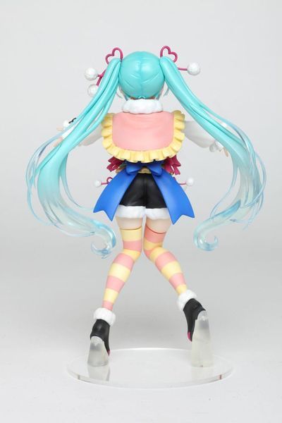 Коллекционная фигурка Taito Prize Hatsune Miku PVC Statue Winter Image Ver. 18 cm AF219 фото