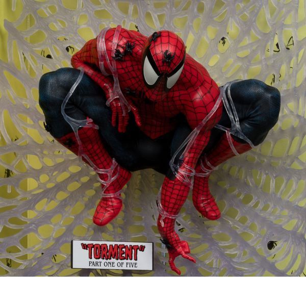 Колекційна статуетка McFarlane Toys Marvel Collection PVC Statue &mdash; Spider-Man (Spider-Man #1) 28 см MCF14832 фото