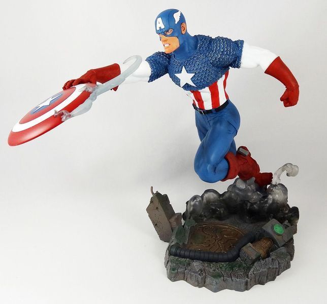 Статуя Марвел Капитан Америка Marvel Comic Gallery Vs. PVC Statue Captain America 25 cm stat111 фото