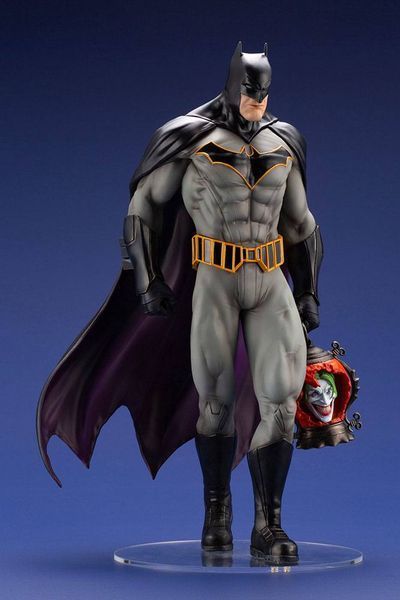 Колекційна фігурка Бетмен DC Comics ARTFX PVC Statue 1/6 Batman (Batman: Last Knight on Earth) 30 cm AF172 фото