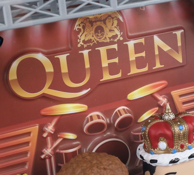 Делюкс набор фигурок Funko Queen POP Moments Deluxe Vinyl Figures 4-Pack Wembley Stadium AF216 фото