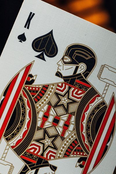 Гральні карти Theory11 Avengers: The Infinity Saga Playing Cards Red (52 шт.) T11-AVENGERS-DECK-RED фото