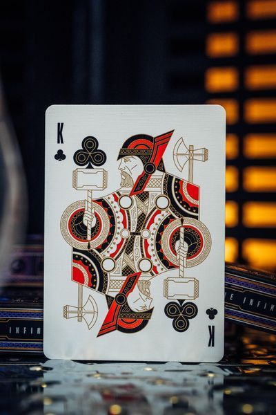 Гральні карти Theory11 Avengers: The Infinity Saga Playing Cards Red (52 шт.) T11-AVENGERS-DECK-RED фото