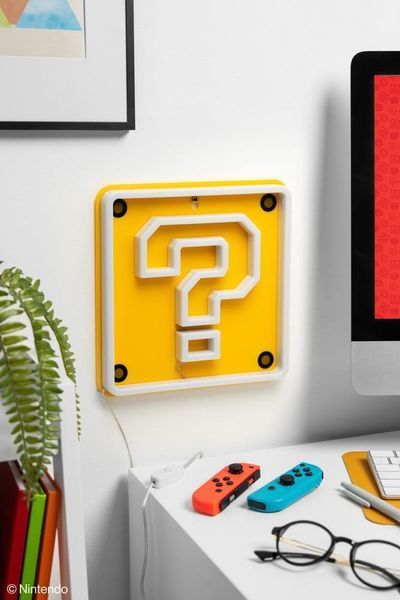 Светильник Paladone Super Mario LED Neon Wall Lamp Question Block 24 x 24 см PP14712NNVN фото