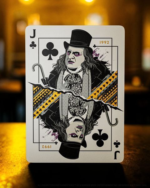 Игральные карты Theory11 Batman 85th Anniversary Playing Cards (52 шт.) T11-BATMAN-85-DECK фото