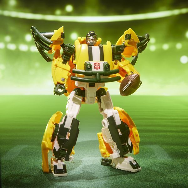 Фігурка Hasbro Transformers x NFL &mdash; Green Bay Packers: Tundra Prime (14 см) HASG2335 фото