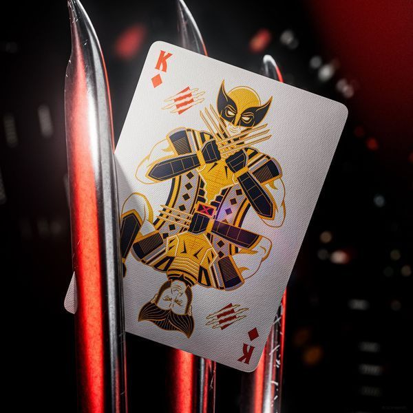 Гральні карти Theory11 Marvel Deadpool Playing Cards (52 шт.) T11-DEADPOOL-DECK фото