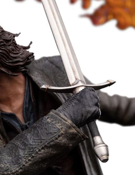 Колекційна фігурка Володар Перснів Арагорн The Lord of the Rings Figures of Fandom PVC Statue Aragorn 28 cm AF177 фото