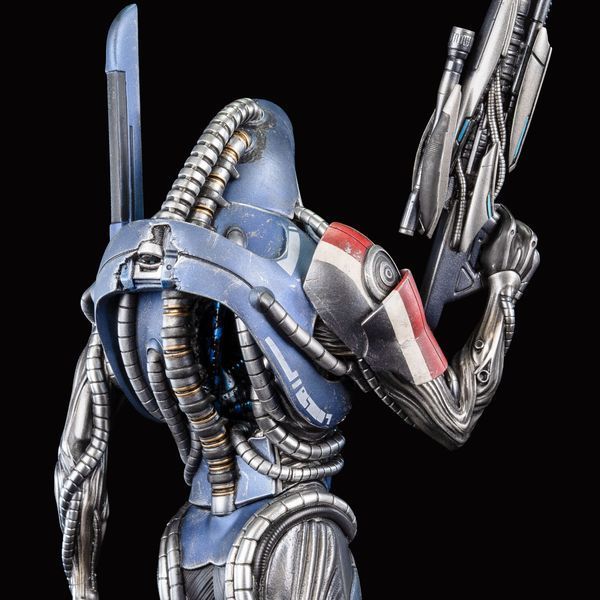 Колекційна фігурка Dark Horse Mass Effect: Legion (Легіон) 25 см DAHO-3015-612 фото