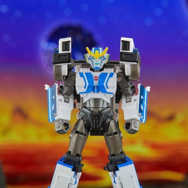 Экшн-фигурка Hasbro Трансформеры Transformers Generations Legacy United Deluxe Class Action Figure Robots in Disguise 2015 Universe Strongarm 14 cm AF386 фото