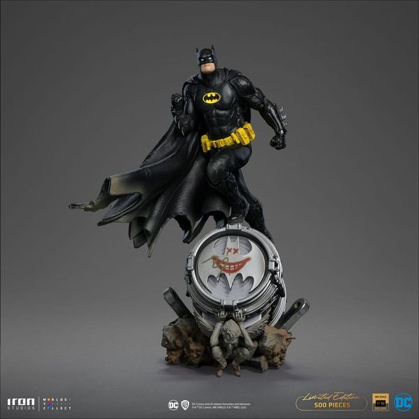 Коллекционная фигурка Iron Studios DC Comics BDS Art Scale Statue 1/10 Batman Deluxe (Black Version Exclusive) 30 cm AF338 фото