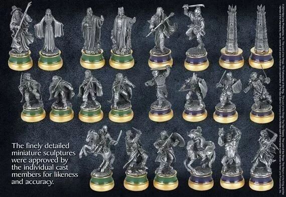 Шахи The Noble Collection Lord of the Rings Collector&acute;s Chess Set CH104 фото